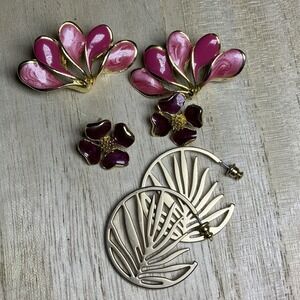 3 Pairs Of Vintage Floral Earrings 2 Enameled 1980s 1990s Goldtone Pierced Ears